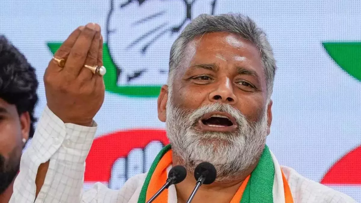 पीएम मोदी के पटना रोड शो को 'सुपर फ्लॉप' बताते हुए PM पर बिहार की जनता का अपमान करने का लगाया आरोप
